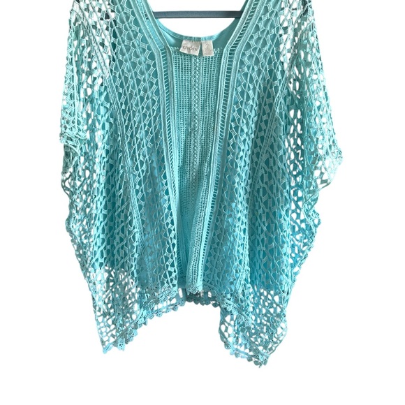 Beautiful turquoise blue caftan-style blouse - Picture 2 of 3